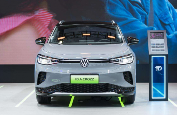 全國機動車保有量達3.95億輛，新能源車達784萬輛