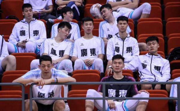 宏遠喜訊!趙睿神勇廣東首秀大勝浙江,朱芳雨透露簽約考辛斯 宏遠喜訊!趙睿神勇廣東首秀大勝浙江,朱芳雨透露簽約考辛斯