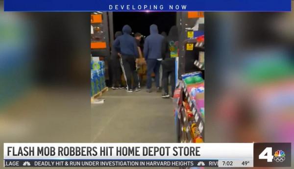 美國“快閃式組團搶劫”遍地開花