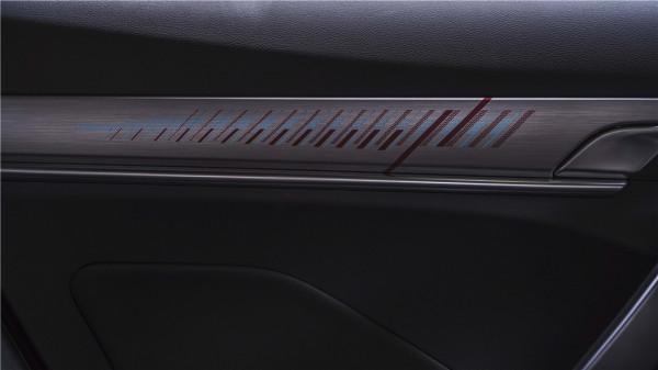 四出排氣+排氣聲浪 頂配不到12萬 全新繽越真帶勁! 四出排氣+排氣聲浪 頂配不到12萬 全新繽越真帶勁!