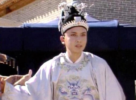 賈府敗落的根源是什麼？寶玉不走仕途經濟，真的有錯嗎？