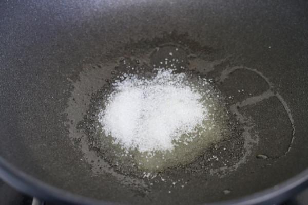 入冬後，我隔三差五就要做的小零食，香甜酥脆，老人孩子都愛吃