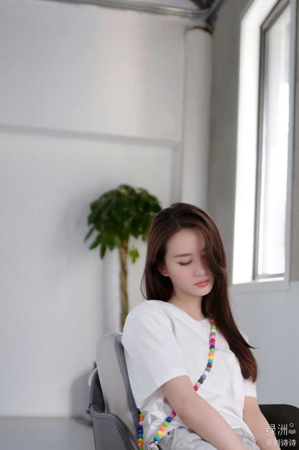 劉詩詩的氛圍感，可以學嗎？