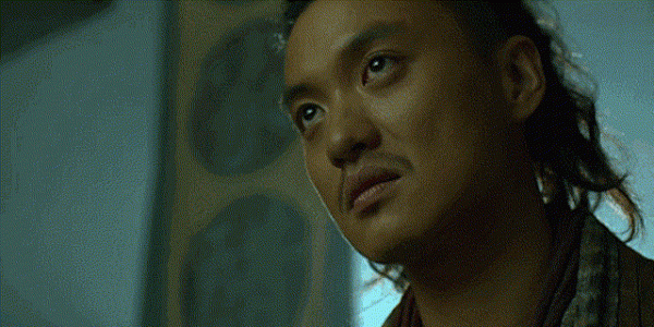 十年龍套無人識，一句加錢天下知，週一圍經歷了什麼？