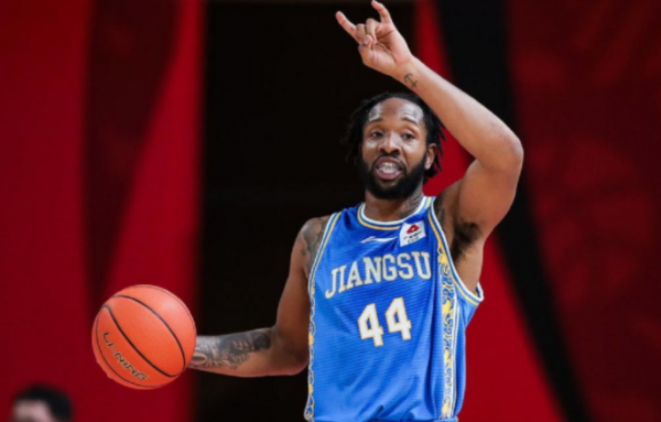 CBA外援再惹爭議!公開吐槽隔離期食物如狗屎,球迷:這不是你家 CBA外援再惹爭議!公開吐槽隔離期食物如狗屎,球迷:這不是你家