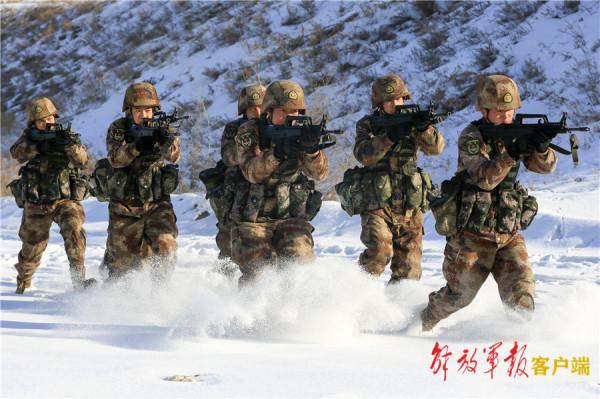 各部隊新年度軍事訓練高起點展開