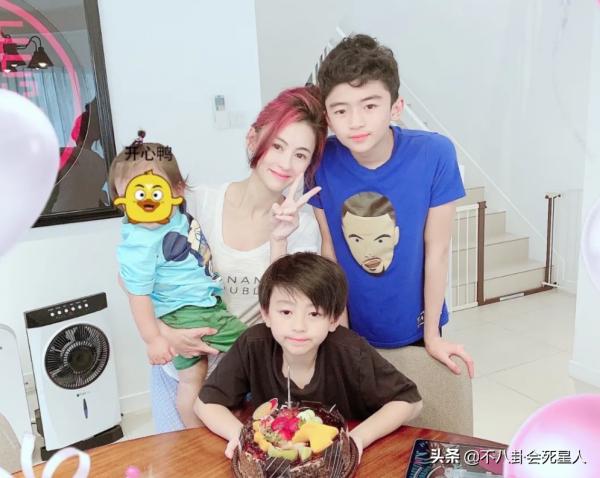 7位懷孕瞞得很好的明星:林依晨懷孕8月才曝光,趙麗穎婚後才承認 7位懷孕瞞得很好的明星:林依晨懷孕8月才曝光,趙麗穎婚後才承認