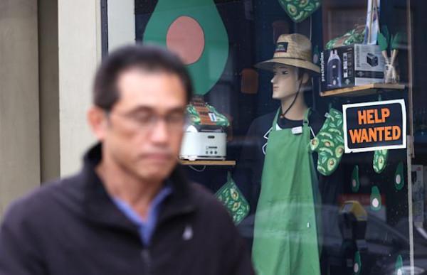 不工作也能活，美國男人的七種“躺平”方式