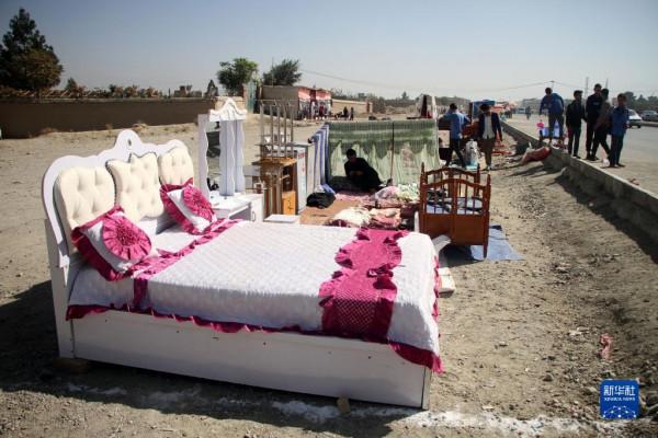 走進喀布林的二手市場 走進喀布林的二手市場