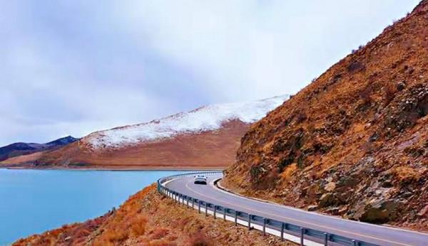 純電動汽車自駕西藏，5千公里充電僅花1360元，3大優勢碾壓燃油車