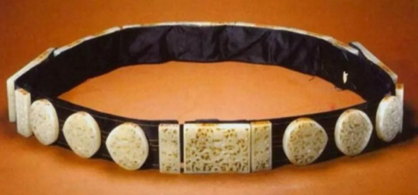 這些出土文物顯示我們中國人的祖宗腦洞真大