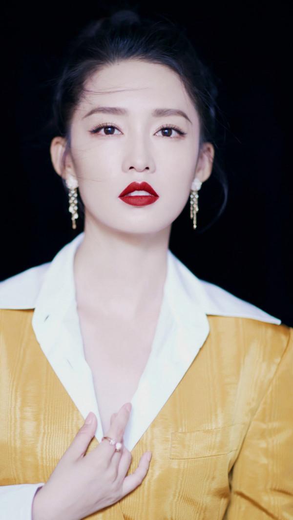 李沁,1990年出生於江蘇省中國內地影視女演員 明星 美女 李沁,1990年出生於江蘇省中國內地影視女演員 明星 美女