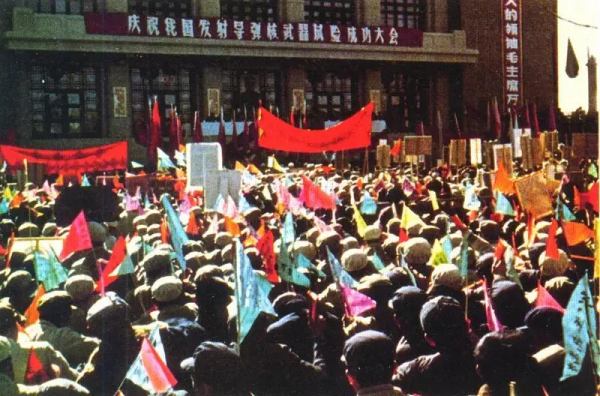 我是運送“兩彈”結合試驗導彈的司機