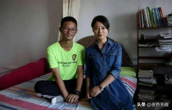 那個高考完跪地謝母，稱“自感遺憾”的王恆傑，最後考了多少分？