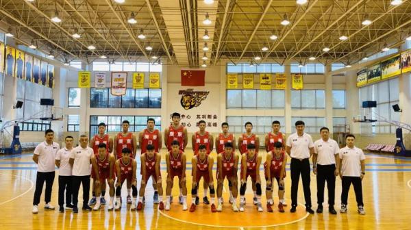 遼粵隔空暗戰，廣東曝光6選4復仇遼寧終極名單，首秀就造58分慘案