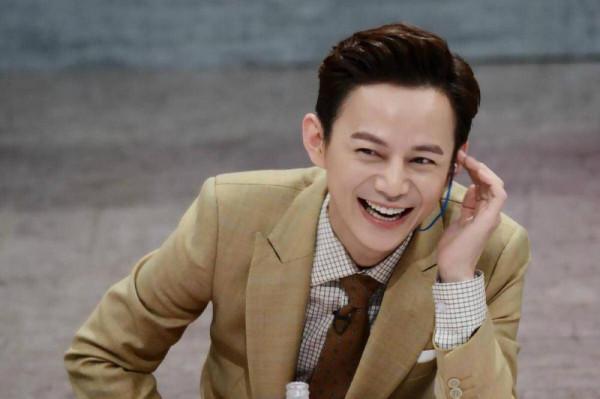 何炅的風光日子,再也回不去了 何炅的風光日子,再也回不去了