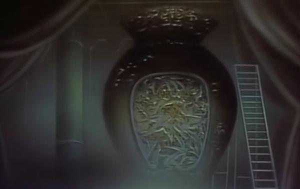 恐怖寵物店：男子養美人魚當寵物,每天必須餵飽她,否則就會被懲罰