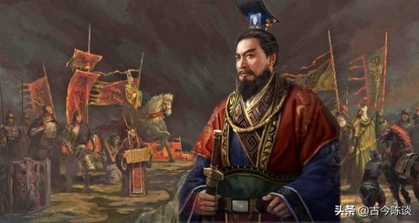 東漢末年，弘農楊家與袁家同為四世三公，卻未能成為諸侯