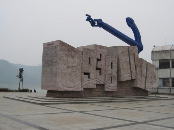 如果美國當年沒研製出原子彈，那麼日本還會不會投降