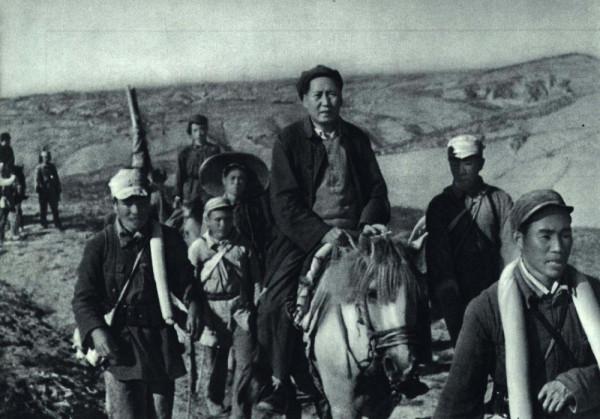 她是國軍將領之女,前途無量為何要革命?又因何成為新中國副總理 她是國軍將領之女,前途無量為何要革命?又因何成為新中國副總理