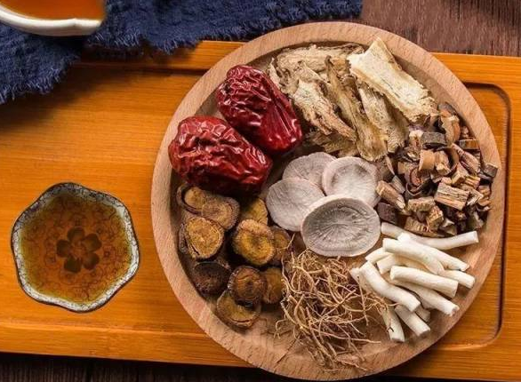 肩周炎，疼痛？講一個實用方，陰陽雙補，調和肝腎，兼可止痛