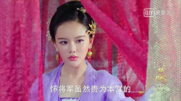 臉上寫滿“假”字，這些整容演員的臉，觀眾看了分分鐘齣戲