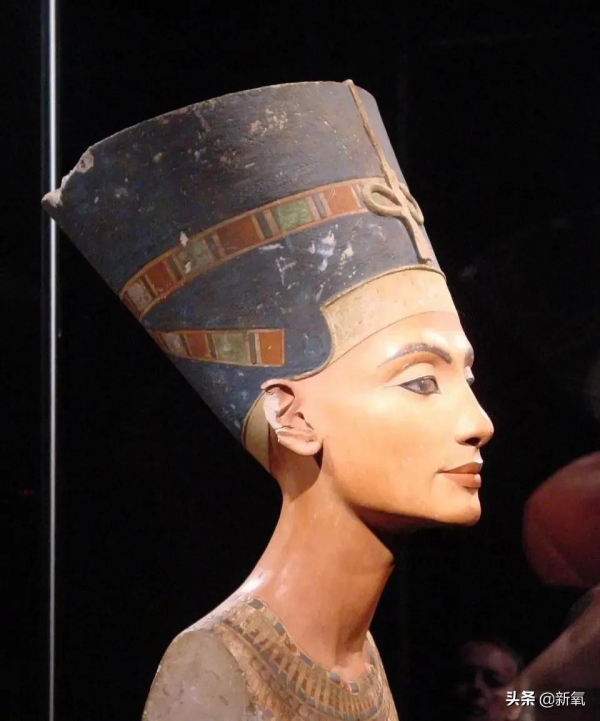 《沙丘》裡的大漠美人,擁有超越性別的美 《沙丘》裡的大漠美人,擁有超越性別的美