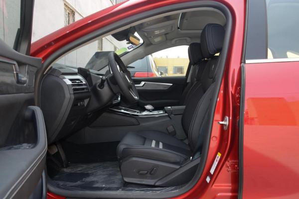 沒讓國人失望的比亞迪,配中文按鍵+車標,續航520公里14.99萬起 沒讓國人失望的比亞迪,配中文按鍵+車標,續航520公里14.99萬起