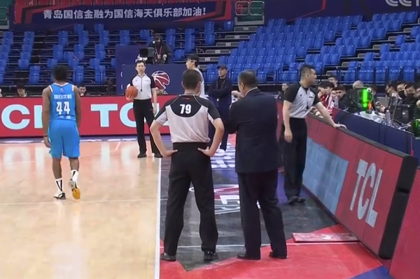 CBA新疆隊逆轉青島隊，勝率追平吉林隊，迴歸季後賽區域有望