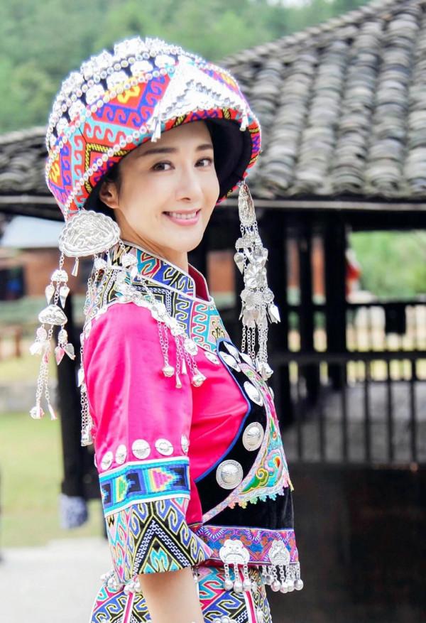 有喜歡李依曉的嗎？她曾是古裝第一美人，現在卻只能演反派角色