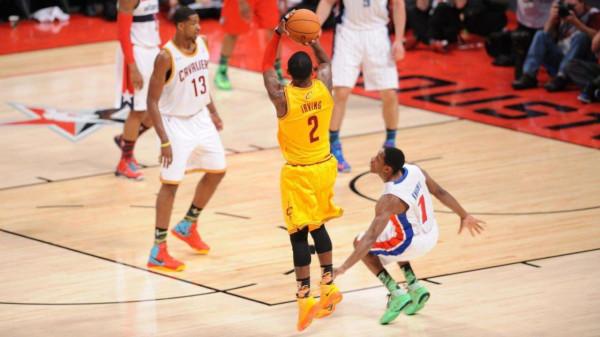 盤點：NBA歷史十大運球大師，庫裡只能排最後，艾弗森人球合一