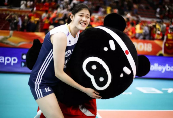女排又一天才小將崛起，身高1米97，未來有望成李盈瑩最佳助手