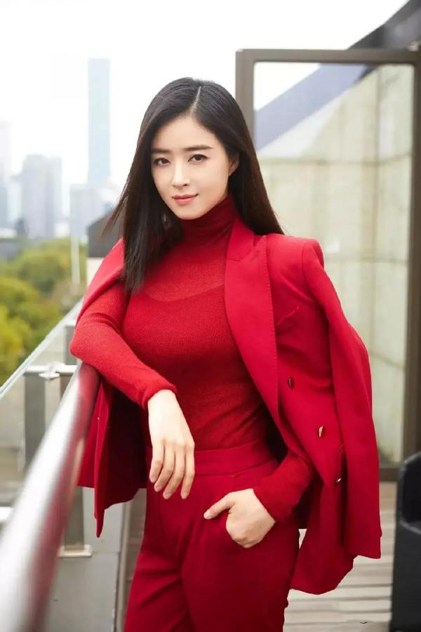 盤點那些身穿“中國紅”服裝的女演員