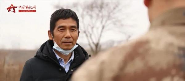 送水老鄉，竟是一等功臣