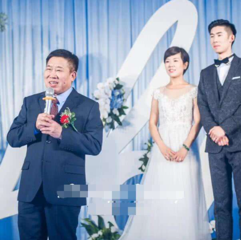 杜旭東：支援懷孕的女兒離婚，孩子我來養，也不能讓女兒受委屈