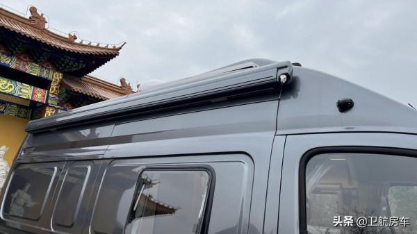 實力派熔岩灰，三口之家出行必選