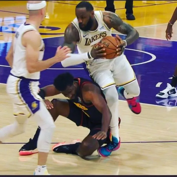 肌腱撕裂!賽季報銷!他的NBA生涯可能要結束了 肌腱撕裂!賽季報銷!他的NBA生涯可能要結束了