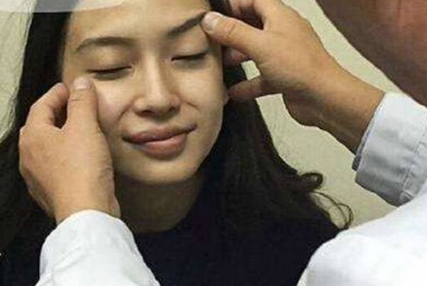 才華不夠的明星如何成長：被醫生縫合、剪掉胃…她們是怎麼不瘋的