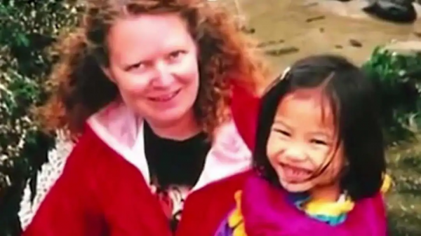 她天生只有上半身！慘遭遺棄後用雙手練成奧運健兒，活得比誰都酷