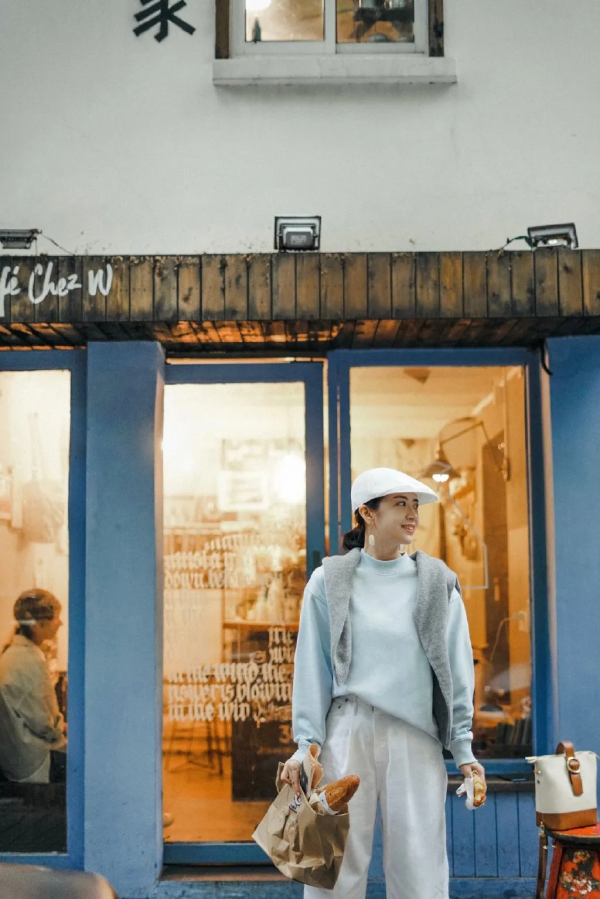 小長假VS婚禮季，這7套LOOK低調又美麗