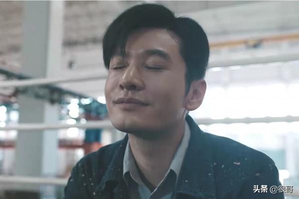 黃曉明出演《功勳》，不僅哭戲收穫好評，還讓感人的一幕定格