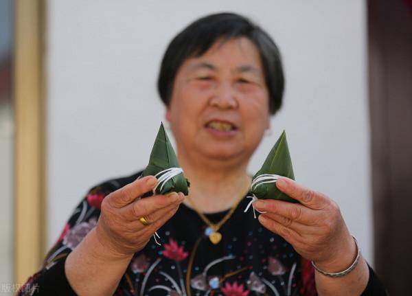 65歲大媽：跟兒女生活過才明白，要傳授孝道，而不是老了去討債