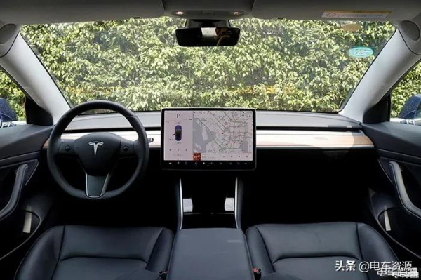 論智慧座艙，你堆砌了多少塊螢幕？