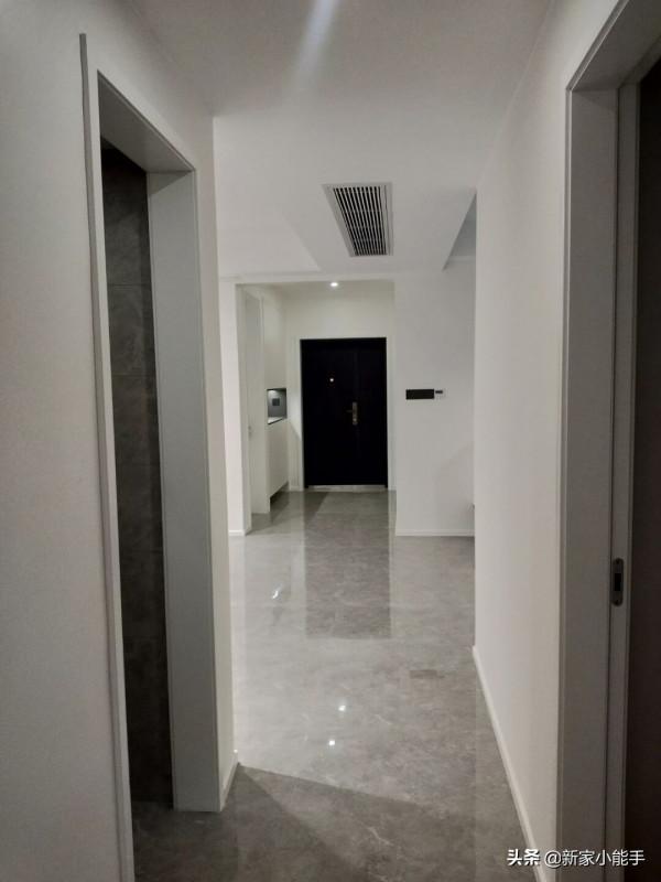 新房保潔做完乾乾淨淨,還沒添置齊傢俱,忍不住給大家分享一下 新房保潔做完乾乾淨淨,還沒添置齊傢俱,忍不住給大家分享一下