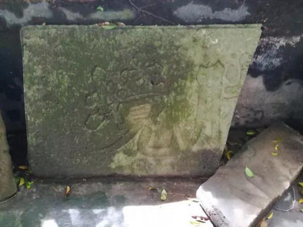 雷州有座千年古祠，全國罕見的五代石人石狗