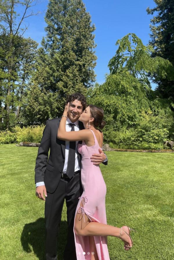 “神秘男孩”俘獲比爾蓋茨家族最年輕公主的心,已經參見岳父 “神秘男孩”俘獲比爾蓋茨家族最年輕公主的心,已經參見岳父