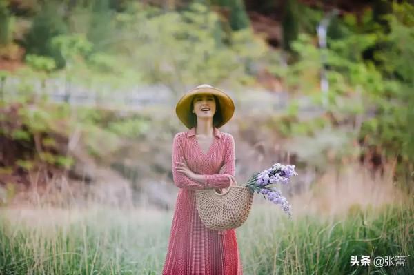 央視主持女神張蕾