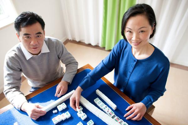 愛打麻將的女人：用全家人的痛苦來換取她一個人的快樂