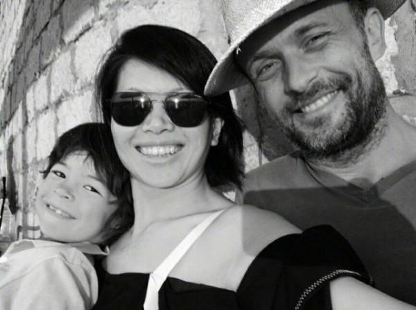 “頂級醜模”嫁“法國豪門”,呂燕到底有啥本事? “頂級醜模”嫁“法國豪門”,呂燕到底有啥本事?