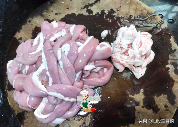 冬天，這肉菜多給孩子吃，營養簡單，煮一鍋有肉有菜有湯，真香呀